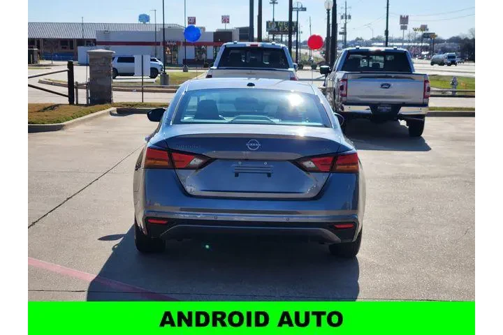 $19995 : Nissan Altima 2024 2.5 SV 4d image 5