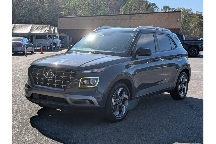 $19995 : Hyundai VENUE 2024 SEL 4dr C image 5