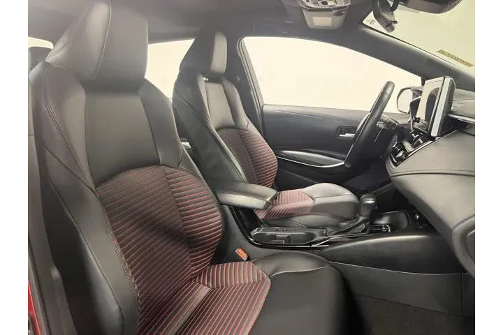 $25462 : Toyota Corolla 2024 XSE 4dr image 10