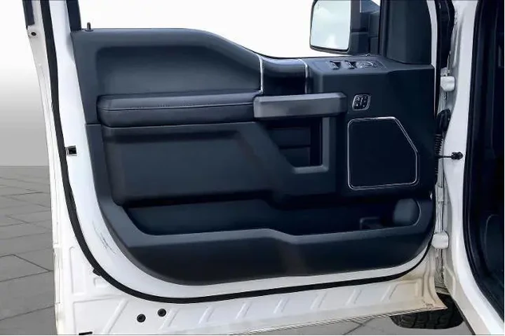 $25250 : Ford F-150 2019 4x4 Platinum image 7