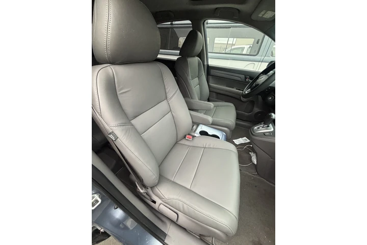 FERARIAS  UPHOLSTER. tapiceria image 6