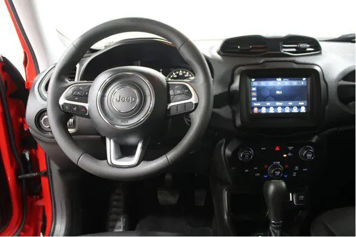 $17526 : Jeep Renegade 2021 Jeepster image 2