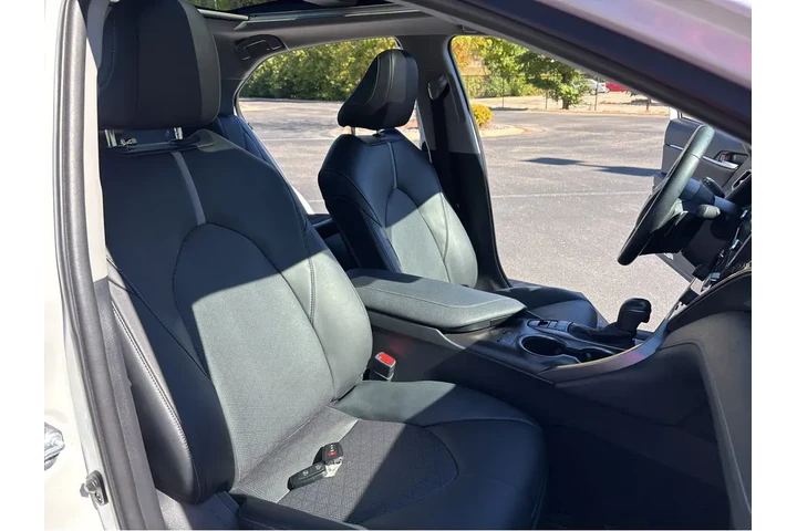 $27199 : Gold Certified2022 Camry XSE image 5