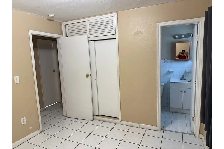$800 : Beautifully 2-bedroom, 1-bath! image 7
