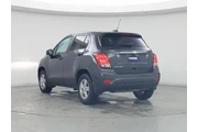 $17998 : Chevrolet Trax 2020 AWD LS 4 thumbnail
