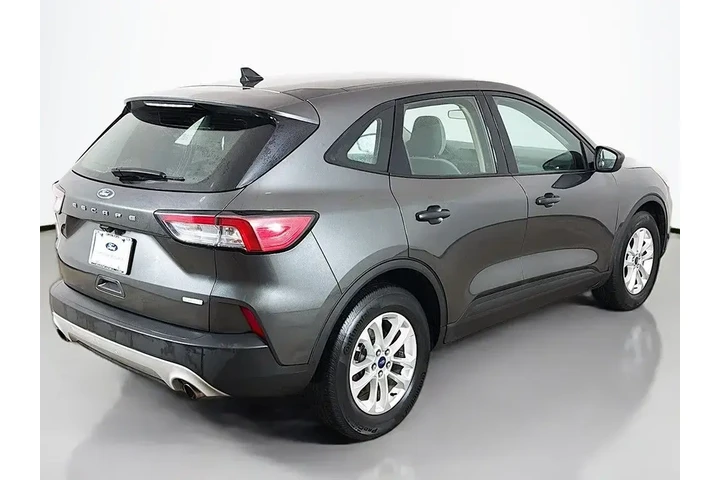 $15159 : Ford Escape 2020 S 4dr SUV image 8