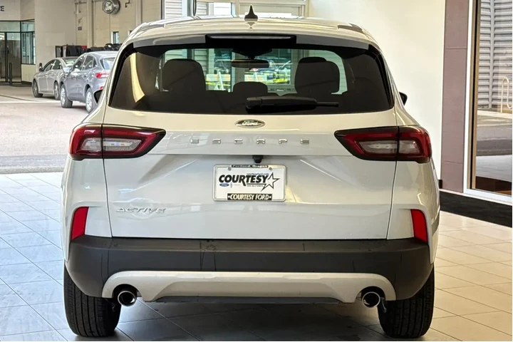 $22717 : Ford Escape 2025 Active 4dr image 5