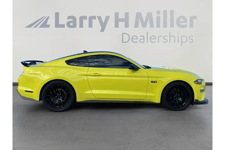 Ford Mustang 2021 GT 2dr Fas image 6