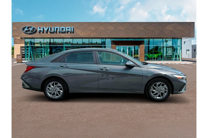 $20433 : Hyundai ELANTRA Hybrid 2024 image 9