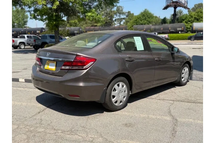 2015 Civic LX image 7