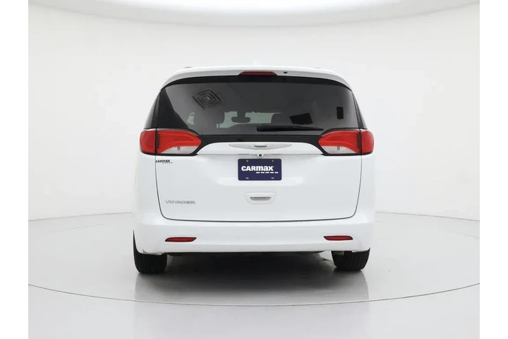 $17998 : Chrysler Voyager 2020 LXi 4d image 6