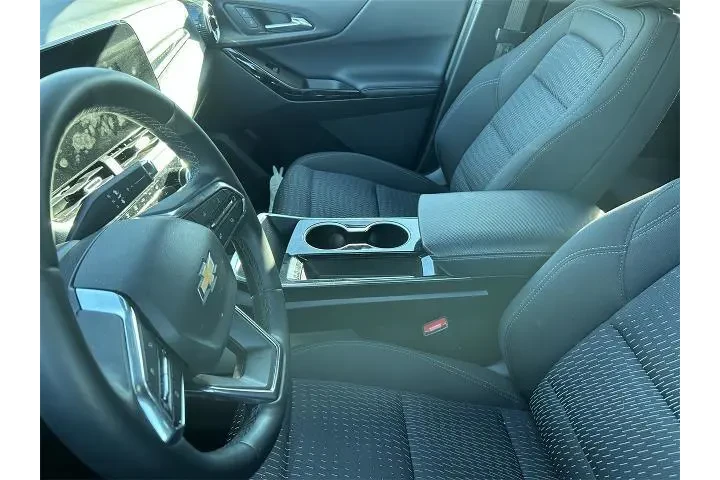 $28494 : Chevrolet Equinox 2025 4x4 L image 9