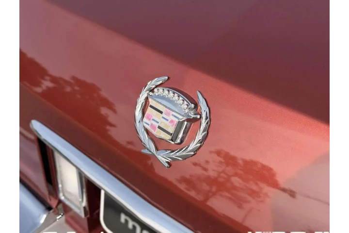 1992 Brougham image 1