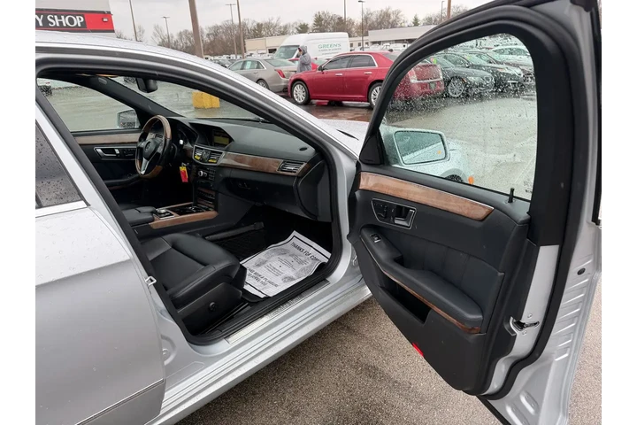 $9980 : 2012 Mercedes-Benz E-Class 4d image 8