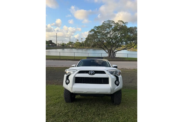 $22500 : Toyota 4runner 4x4 image 10