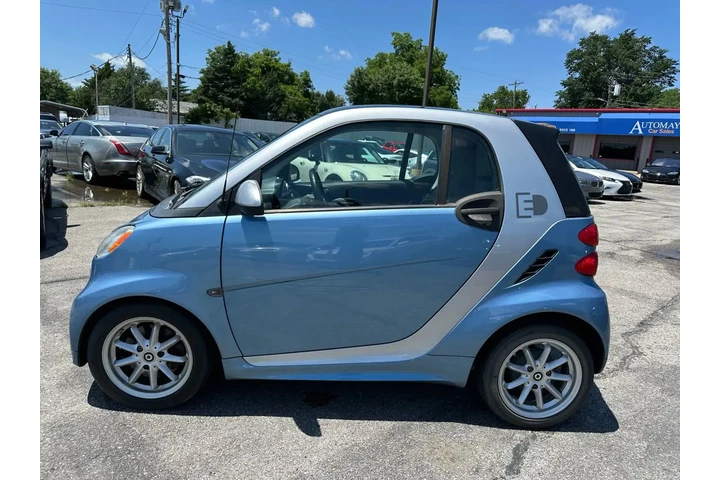 2014 SMART FORTWO ELECTRIC DR image 3