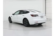 $29998 : Tesla Model 3 2023 4dr Sedan thumbnail