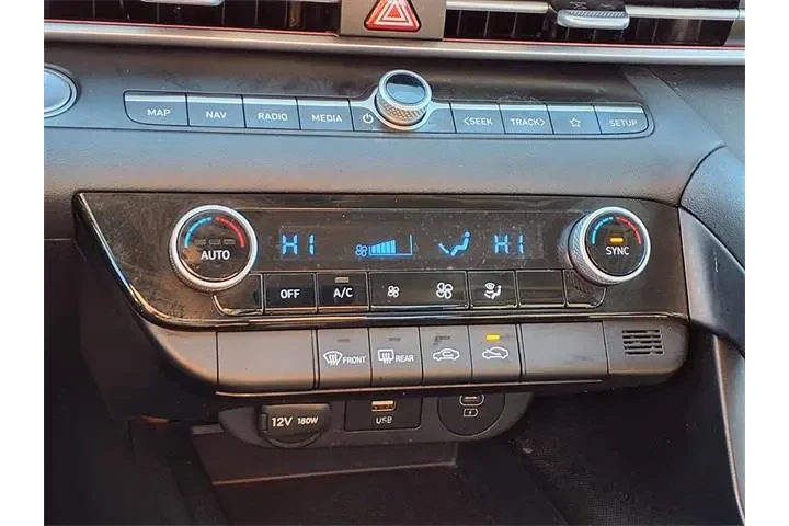 $19339 : Hyundai ELANTRA 2024 SEL 4dr image 9