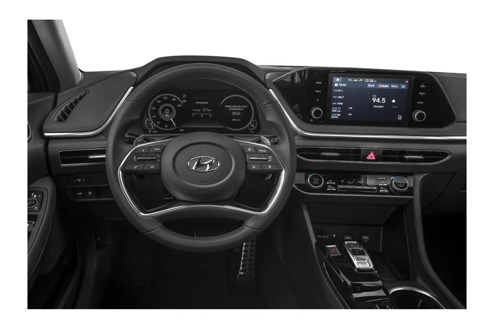 2020 Sonata SEL Plus image 4