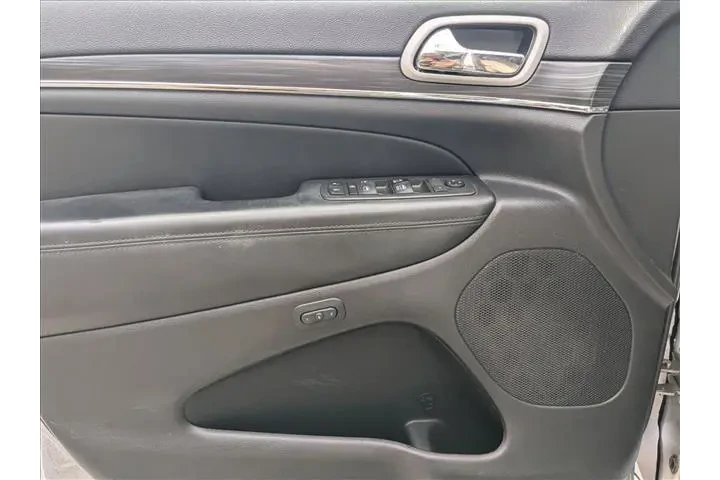 $17410 : Jeep Grand Cherokee 2019 4x4 image 9