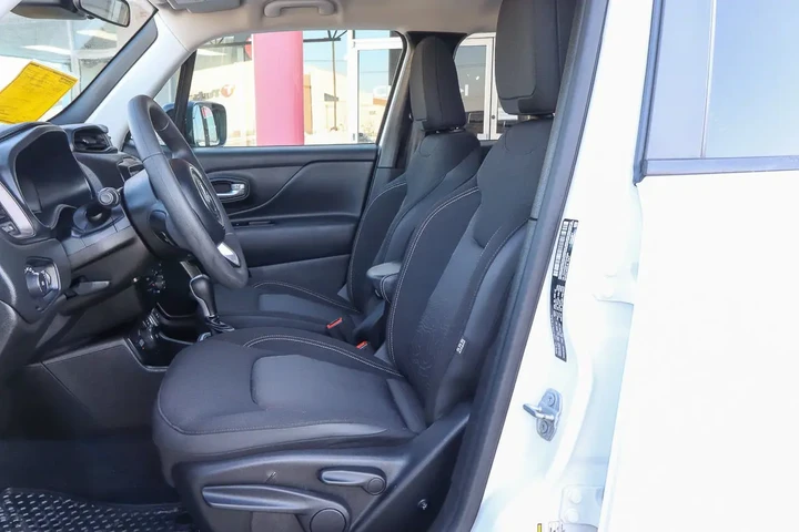 $19988 : 2023 Renegade Upland 4x4 image 7