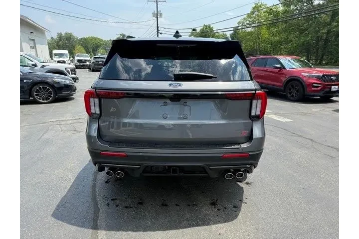 $50999 : Ford Explorer 2025 AWD ST 4d image 4