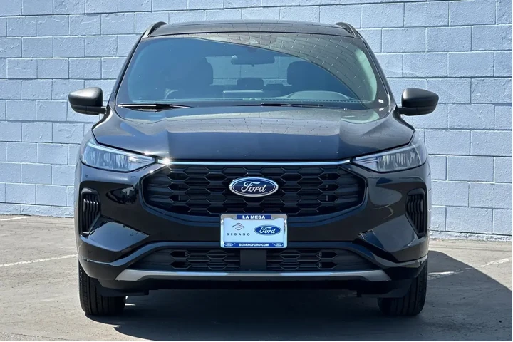 $25900 : Ford Escape 2024 ST-Line 4dr image 5