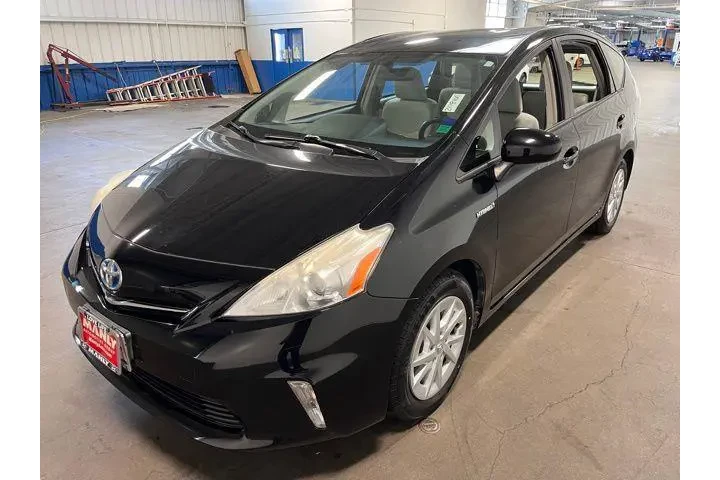 $13543 : Toyota Prius v 2012 image 7