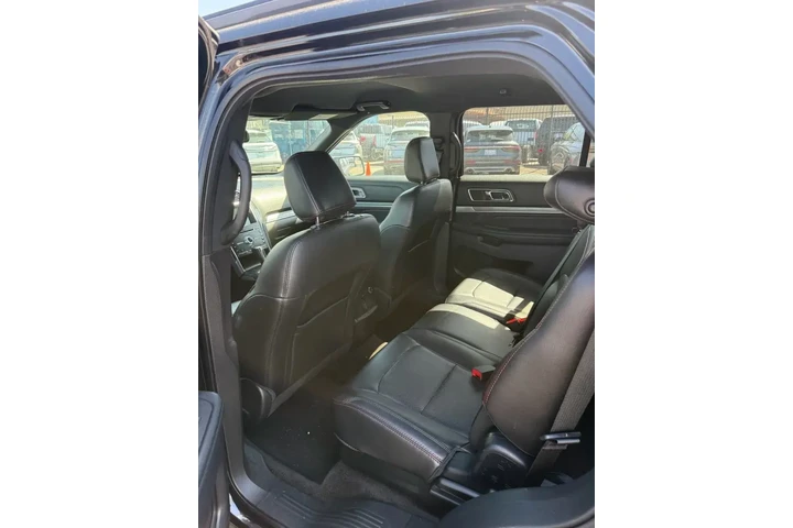 $26900 : Ford Explorer 2018 AWD Sport image 8