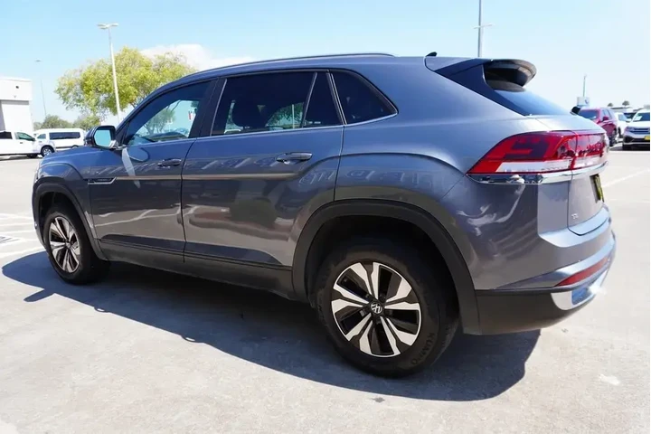 $29488 : Volkswagen Atlas Cross Sport image 4