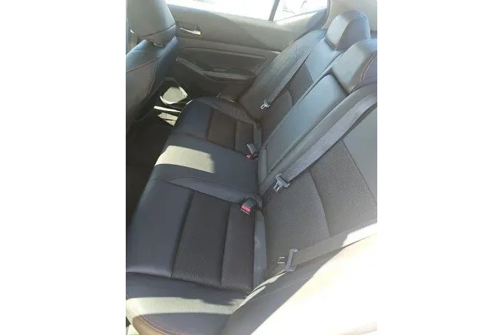 $21600 : Nissan Altima 2021 2.5 SR 4d image 5