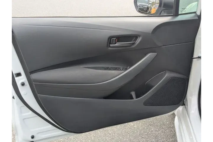 $21992 : Toyota Corolla 2024 LE 4dr S image 9