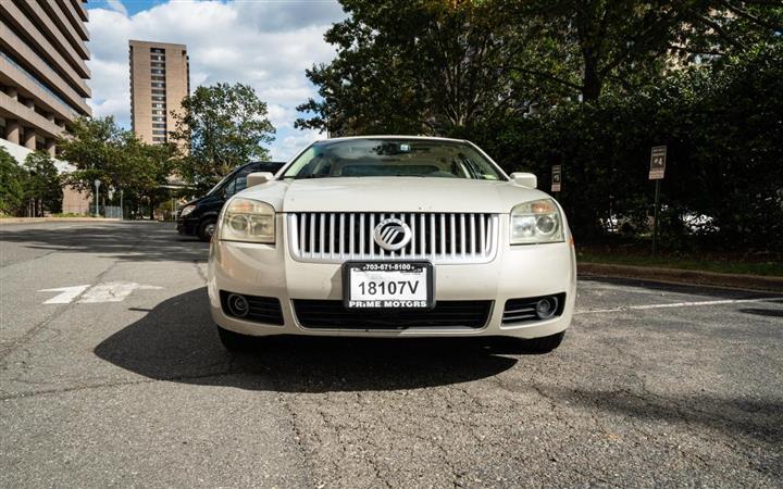 $8500 : 2008 MERCURY MILAN image 9