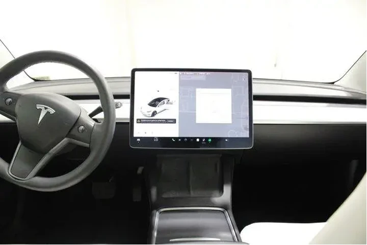 $24495 : Tesla Model 3 2022 4dr Sedan image 2