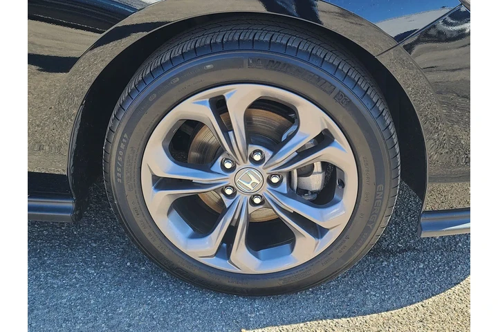 $23995 : Honda Accord 2023 EX 4dr Sed image 8