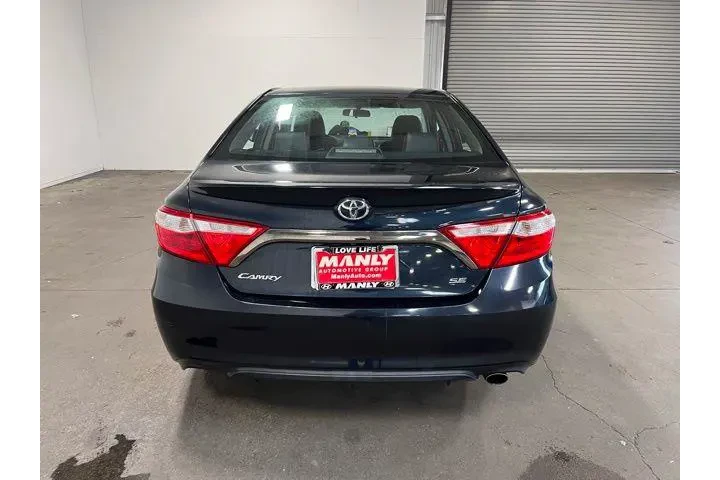$15466 : Toyota Camry 2016 image 4