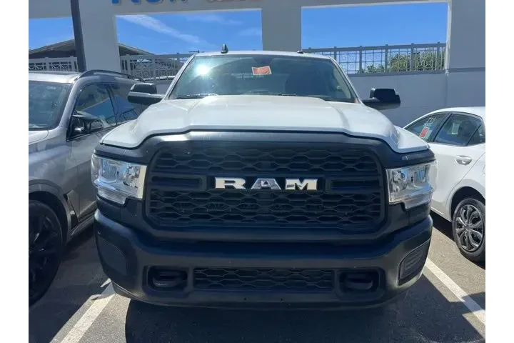 $33988 : Ram 2500 2019 4x4 Tradesman image 2