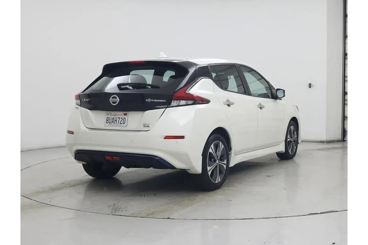 $15998 : Nissan LEAF 2020 SV PLUS 4dr image 8