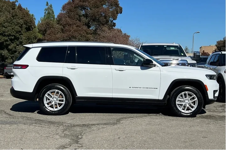 $25000 : Jeep Grand Cherokee L 2023 4 image 3