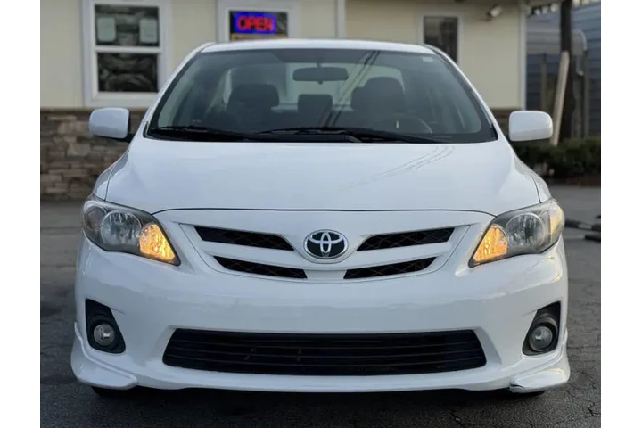 2011 Corolla S image 7