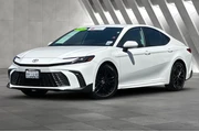 $30900 : Toyota Camry 2025 SE 4dr Sed thumbnail