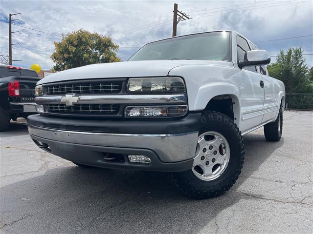 $9988 : 2002 Silverado 1500 , IN GOOD image 2