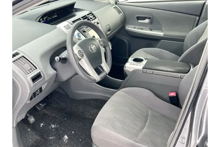 $12995 : Toyota Prius v 2014 Three 4d image 10