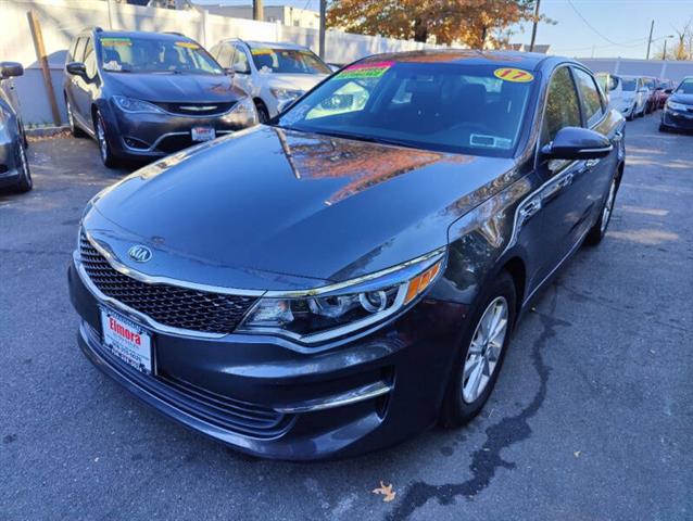 $12999 : 2017 Optima LX image 2