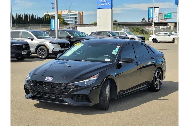 $17888 : Hyundai ELANTRA 2022 N Line image 9