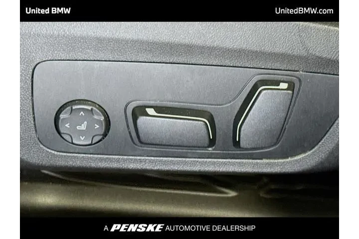 $39495 : BMW 3 Series 2024 AWD 330i x image 4