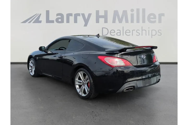 $11999 : Hyundai Genesis Coupe 2010 2 image 3