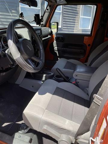 $12000 : 2010 Jeep Wrangler Unlimited S image 5