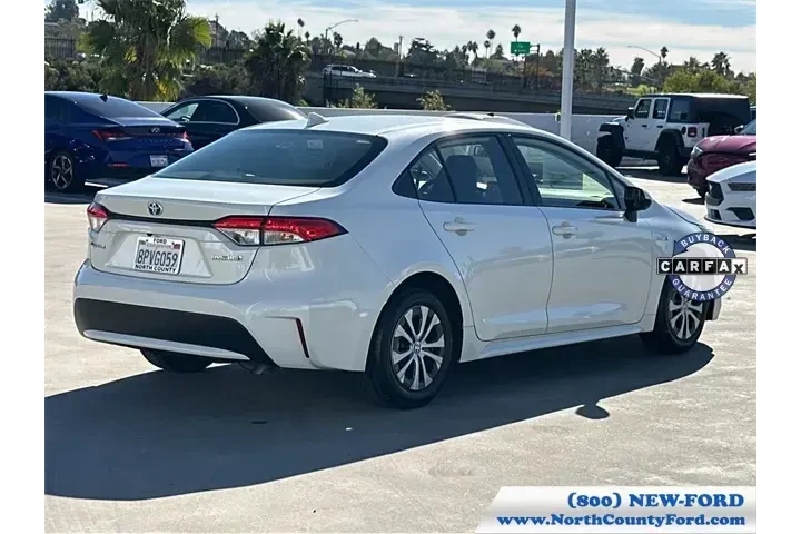 $15900 : Toyota Corolla Hybrid 2020 L image 7
