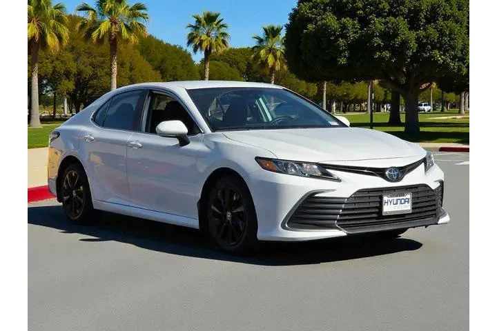 $23500 : Toyota Camry 2024 LE 4dr Sed image 4